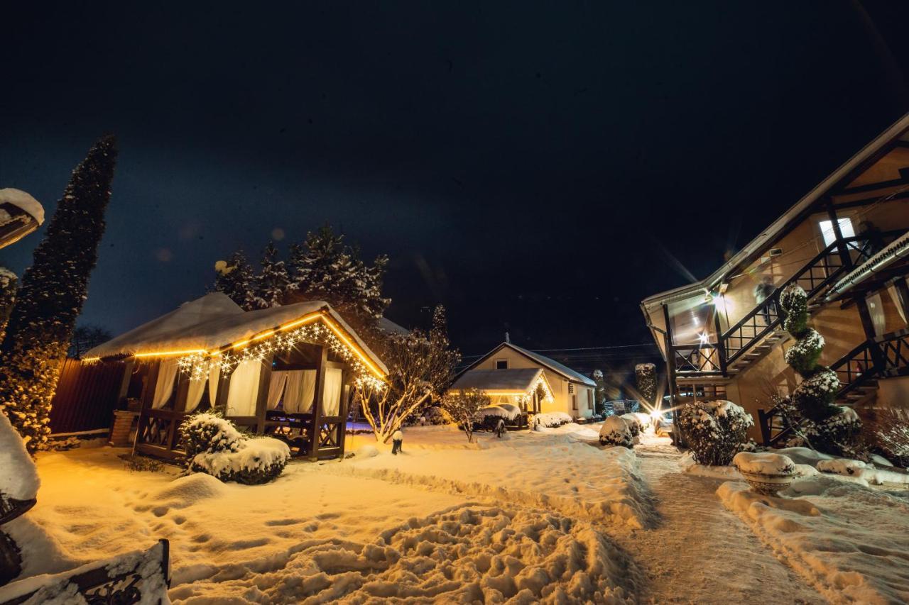Августин Hotel Solochin Exterior photo